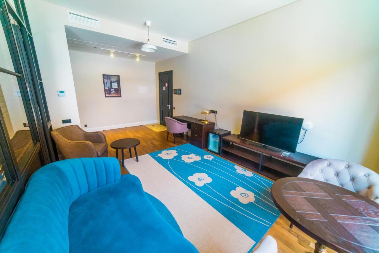 Hotel Manica Esentai City Almaty Exterior photo