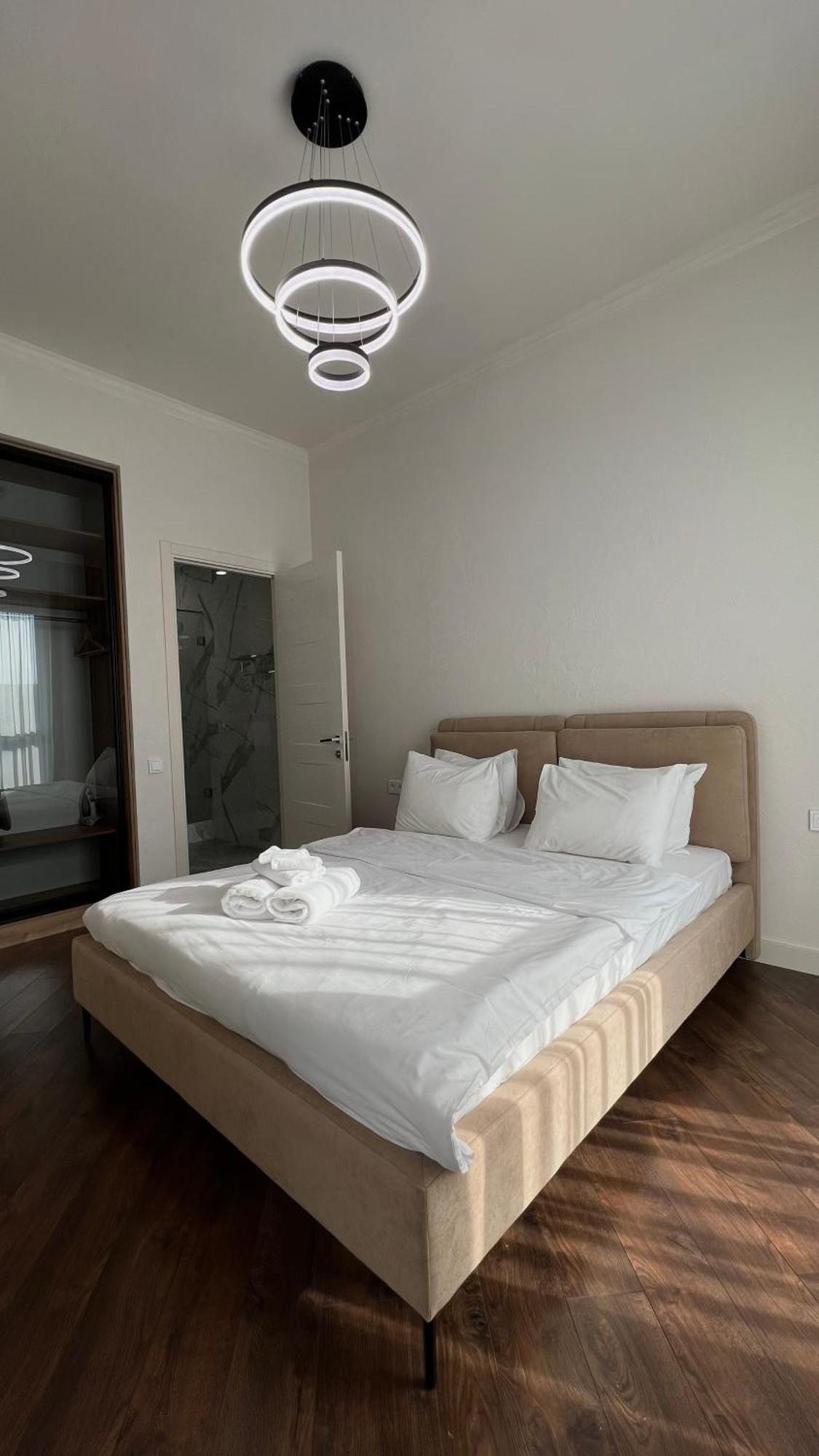 Hotel Manica Esentai City Almaty Exterior photo